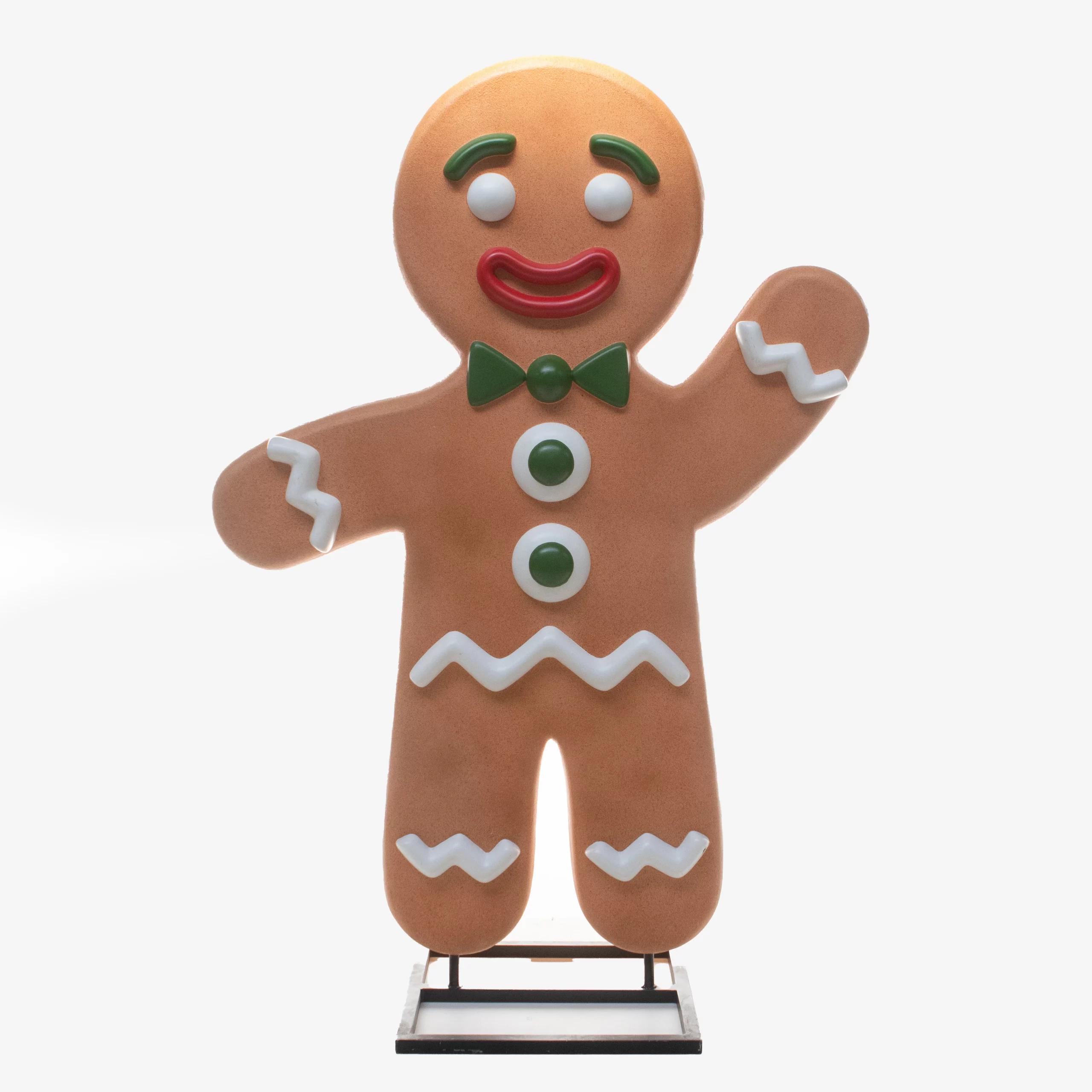 SDT01 ciastek figura 135cm dekoracja swiateczna event bozonarodzeniowe wypozyczalnia wroclaw scenografia rent4events rent4weddings scaled - Wypożyczalnia Ślubna Ciastek, dekoracyjna figura piernikowego ludzika o wysokości 135 cm to oryginalna atrakcja scenograficzna na event w stylu bajkowym i świątecznym. Z uśmiechem, zieloną muszką i guziczkami, postać ta idealnie nadaje się jako dekoracja przestrzeni, tło do zdjęć czy element ekspozycji w centrach handlowych i na jarmarkach. O solidnej podstawie i wytrzymałej konstrukcji. Dekoracja dostępna jest w ofercie wypożyczalni dekoracji rent4events.pl / rent4weddings.pl. Ciastek to efektowny sposób na wyróżnienie eventu - rent4events.pl wypożycz wrażenia, rent4wedding.pl zachowaj wspomnienia.
