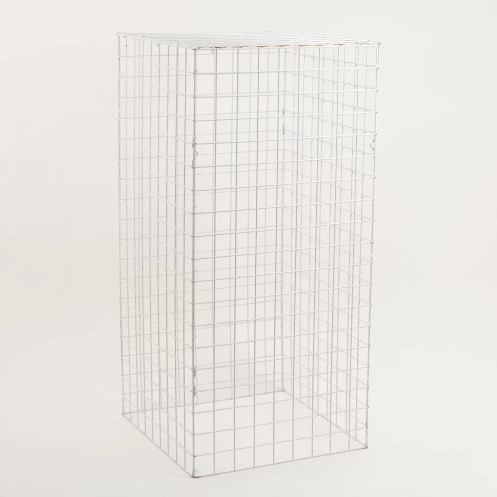 Biały Słupek z Kratki 95 cm - biała geometria - rent4events.pl, rent4wedding.pl.