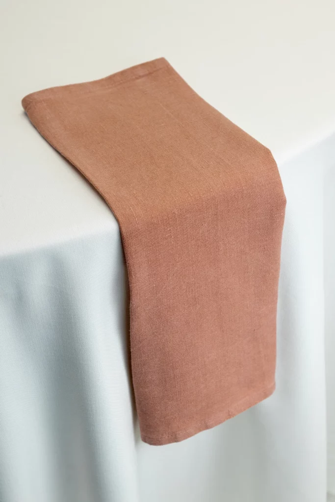 Serwetka Szafran - naturalne ciepło - rent4events.pl, rent4wedding.pl.